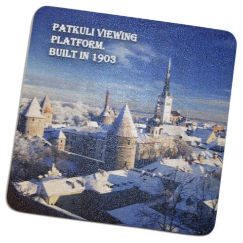 Puidust klaasialus talvine Tallinn